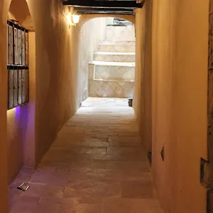 2* Oda ve Kahvaltı La Loge Du Vieux
